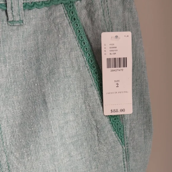 NWT Pilcro Light Green Wide Leg Pants Size 2/26 - Picture 2 of 9
